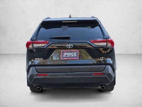 Used 2019 Toyota RAV4 LE w/ All Weather Liner Package AWD/4WD image 6