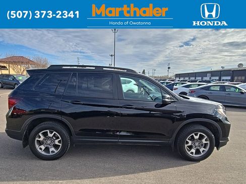 Used 2022 Honda Passport TrailSport image 6