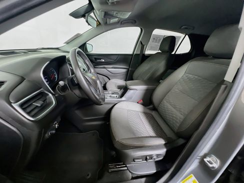 Used 2018 Chevrolet Equinox LT FWD image 14