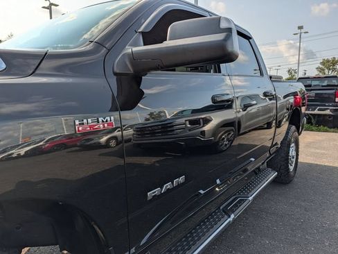 Used 2022 RAM 2500 Big Horn AWD/4WD image 4