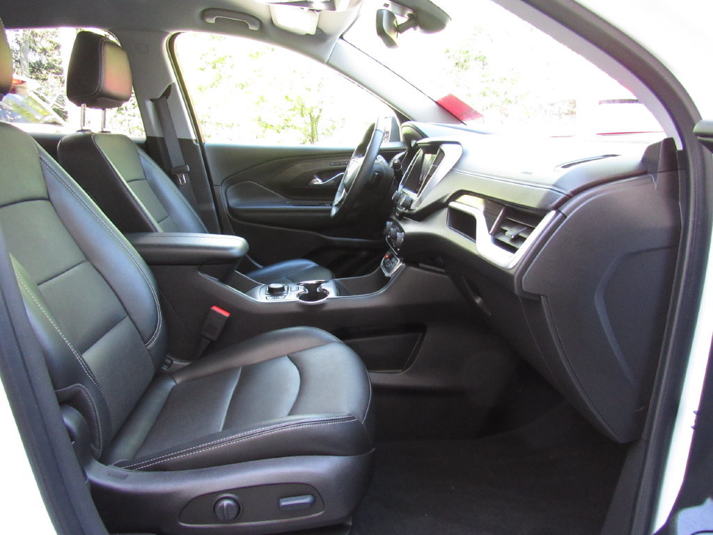 Used 2023 GMC Terrain SLT w/ Tech Package AWD/4WD image 19