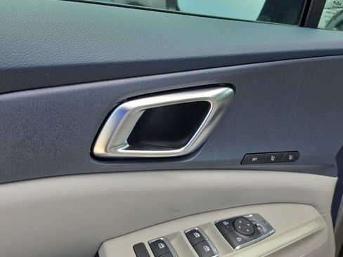 New 2026 Kia Carnival SX FWD image 20