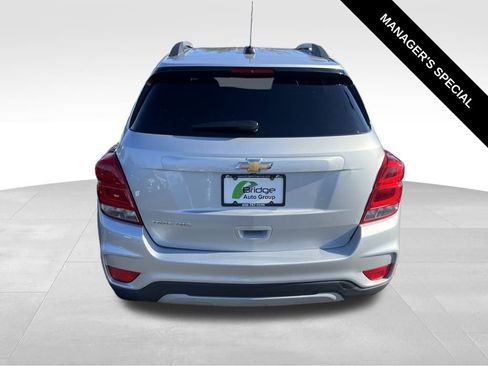 Used 2021 Chevrolet Trax LT image 6