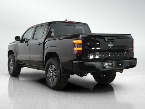 Used 2025 Nissan Frontier SV w/ SV Convenience Package AWD/4WD image 4