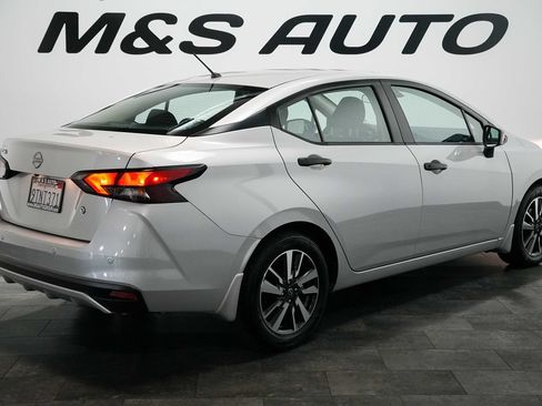 Used 2024 Nissan Versa S w/ S Plus Package FWD image 4