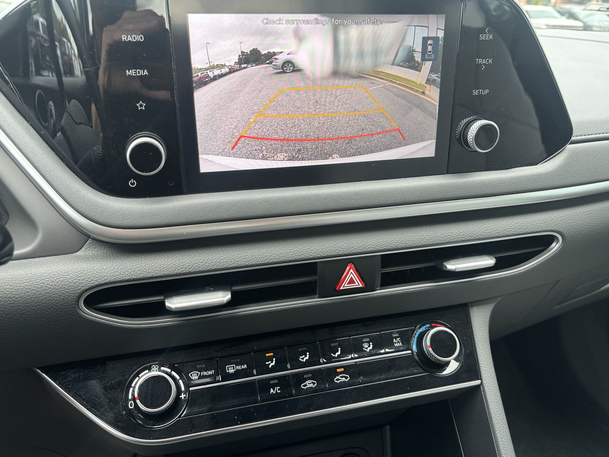 Used 2022 Hyundai Sonata SE FWD image 14