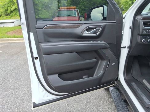 Certified 2022 Chevrolet Tahoe Z71 AWD/4WD image 23