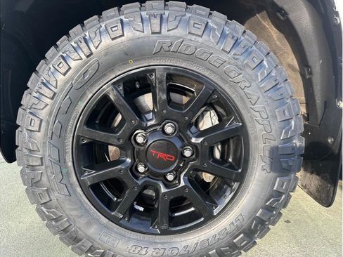 Used 2016 Toyota Tundra Limited image 13