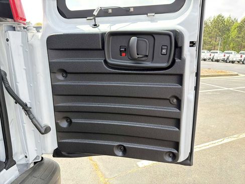 New 2025 GMC Savana 2500 w/ Driver Convenience Package RWD image 18