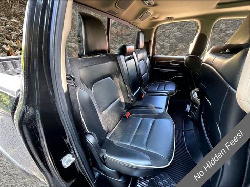 Used 2019 RAM 1500 Laramie AWD/4WD image 24