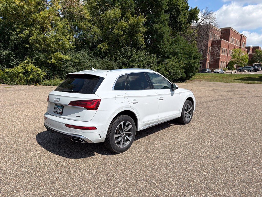 Used 2023 Audi Q5 2.0T Premium Plus AWD/4WD image 22