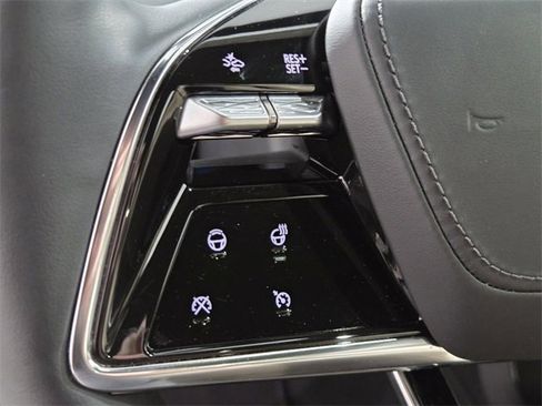 Certified 2025 Cadillac Lyriq Sport image 20