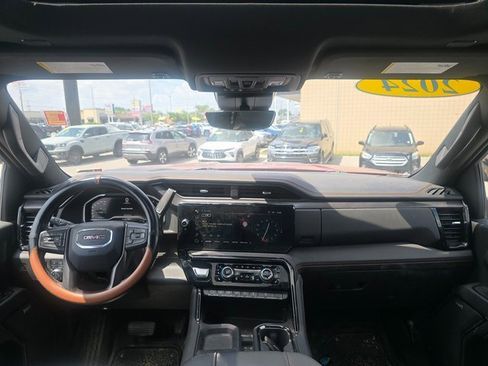 Used 2024 GMC Sierra 2500 AT4 w/ AT4 Premium Plus Package image 16