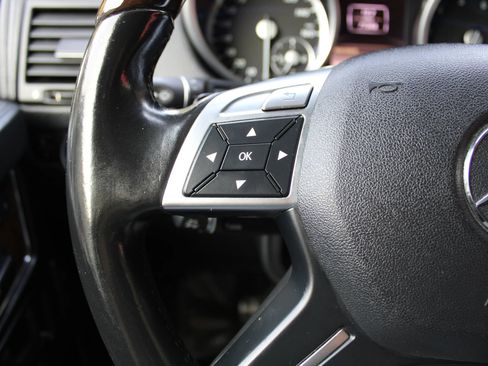 Used 2015 Mercedes-Benz G 550 image 9