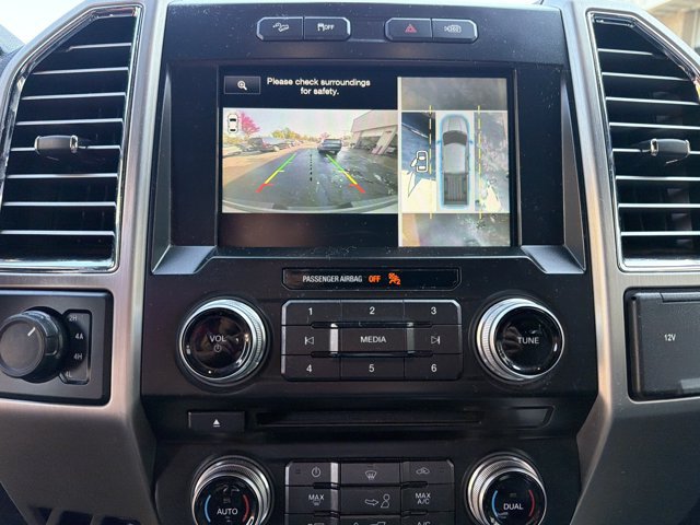 Used 2015 Ford F150 Platinum w/ Equipment Group 701A Luxury AWD/4WD image 20