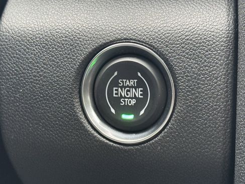 New 2025 GMC Acadia Elevation image 36