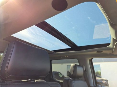 New 2025 Ford F350 Lariat w/ Lariat Ultimate Package image 30