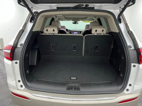 Used 2021 Buick Enclave Premium w/ Sun and Sites Package image 36