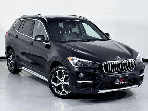 Used 2018 BMW X1 xDrive28i image 3