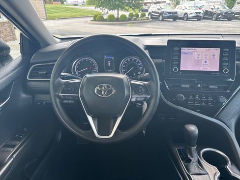 Used 2021 Toyota Camry LE FWD image 8