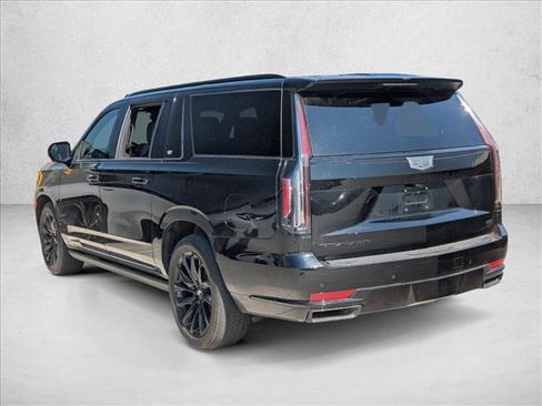 Used 2023 Cadillac Escalade ESV Sport Platinum w/ LPO, ONYX Package AWD/4WD image 7