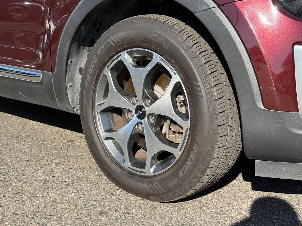Used 2022 Kia Telluride EX AWD/4WD image 16