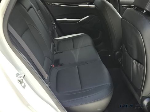 Certified 2025 Kia Seltos EX w/ EX Sunroof Package FWD image 16