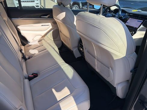 Certified 2022 Jeep Grand Cherokee Limited image 26