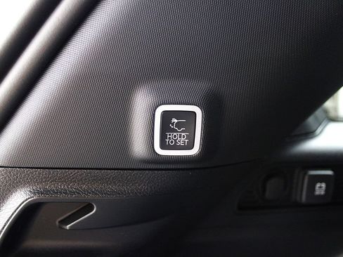 New 2026 Jeep Grand Cherokee Limited AWD/4WD image 37