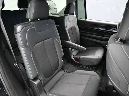 Used 2021 Jeep Grand Cherokee L Laredo w/ Luxury Tech Group I image 47