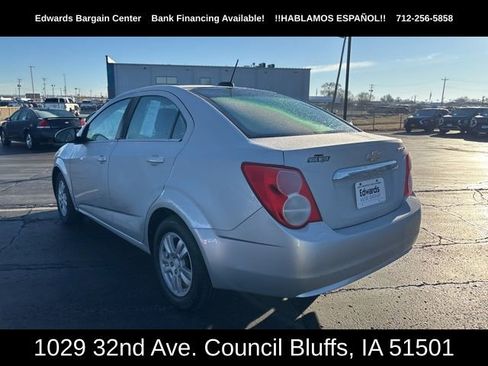 Used 2015 Chevrolet Sonic LT image 6