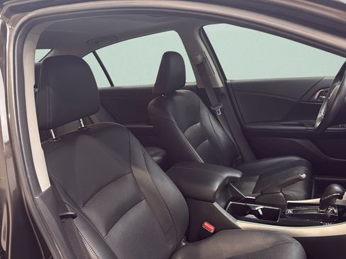 Used 2016 Honda Accord EX-L image 18