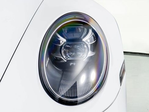 Used 2022 Porsche 911 Turbo S image 25