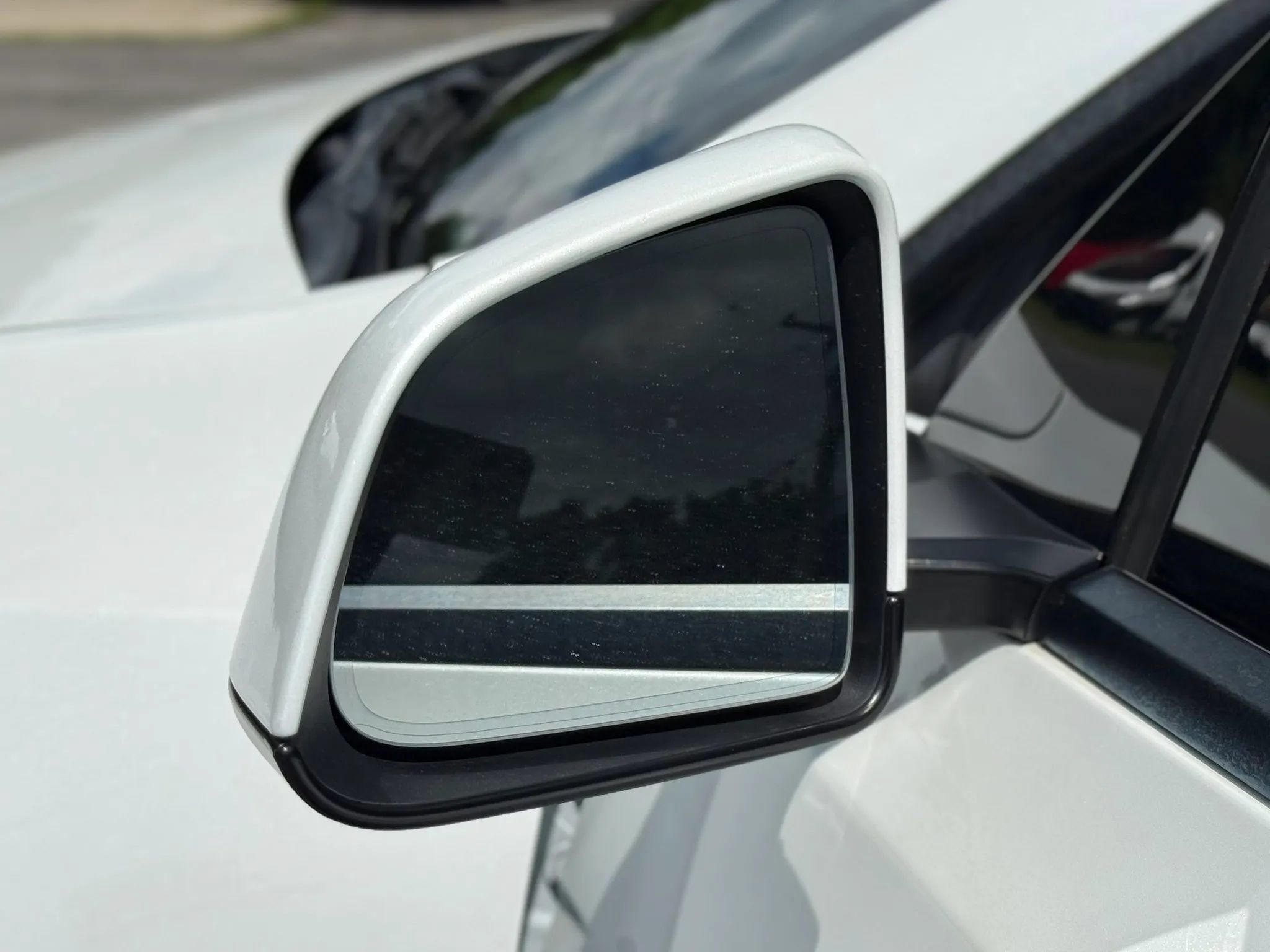 Used 2023 Tesla Model Y AWD image 26