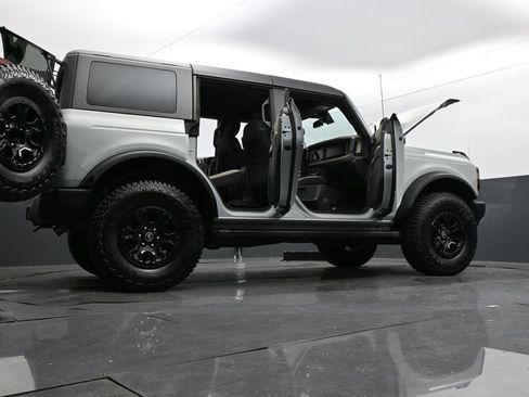Used 2022 Ford Bronco Wildtrak AWD/4WD image 37