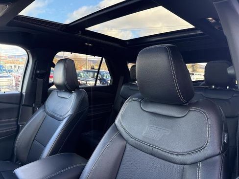 Certified 2024 Ford Explorer ST w/ Equipment Group 401A image 21