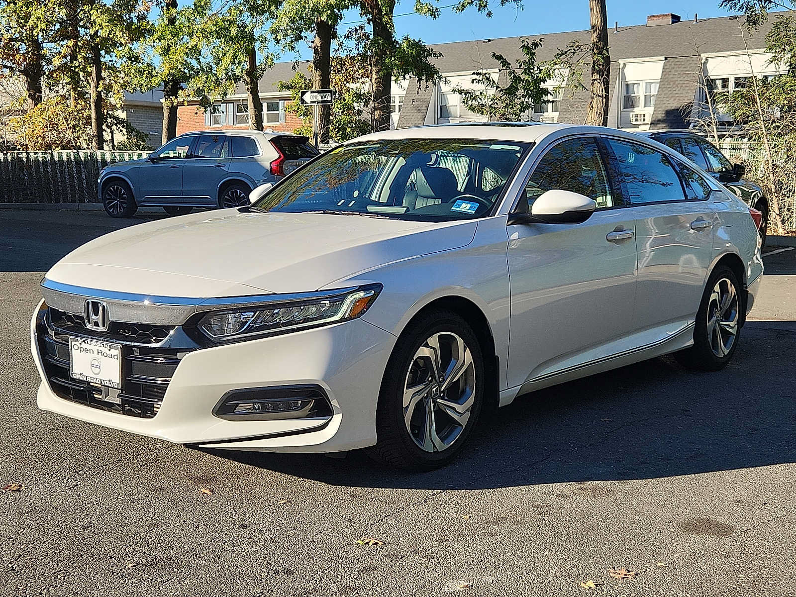 Used 2018 Honda Accord EX-L image 3