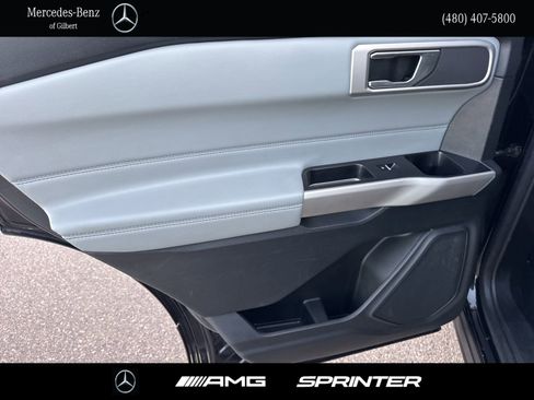 Used 2022 Ford Explorer XLT w/ Equipment Group 202A image 19