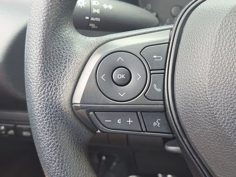 Used 2023 Toyota Corolla LE FWD image 23