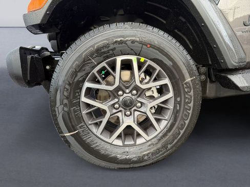 New 2026 Jeep Wrangler Sahara image 9