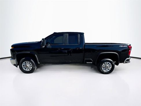 Used 2024 Chevrolet Silverado 2500 LT image 28