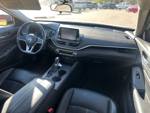 Used 2022 Nissan Altima 2.5 SR AWD/4WD image 16