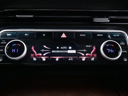 Certified 2023 Genesis GV80 2.5T w/ Prestige Package image 21