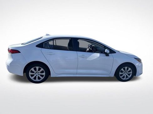 Used 2023 Toyota Corolla LE image 8