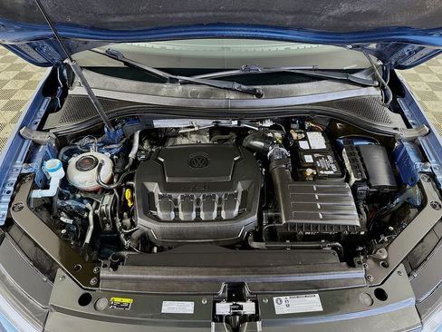 Used 2020 Volkswagen Tiguan SEL FWD image 39