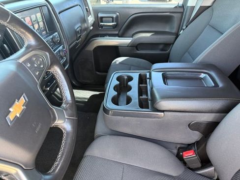 Used 2018 Chevrolet Silverado 2500 LT w/ Texas Edition image 9