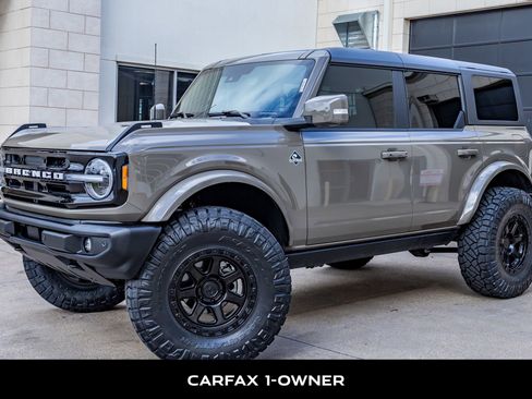 Used 2025 Ford Bronco Outer Banks AWD/4WD image 5