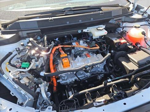 New 2026 Chevrolet Equinox EV LT image 17