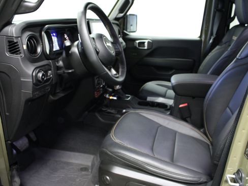 Used 2025 Jeep Wrangler Unlimited Rubicon 392 AWD/4WD image 17