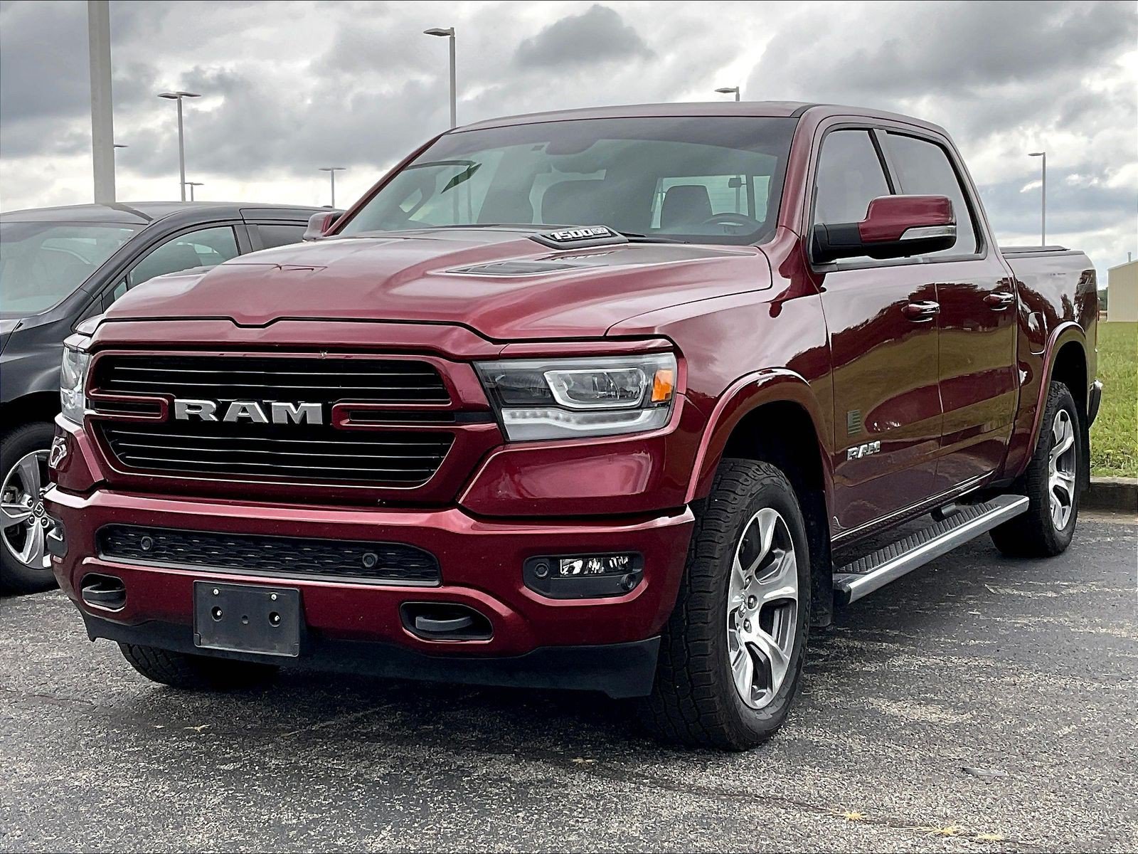 Used 2020 RAM 1500 Laramie w/ Sport Appearance Package AWD/4WD image 4